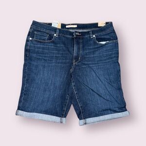 Levi’s Women’s Denim Bermuda Shorts Size 14 / 32 NWT
